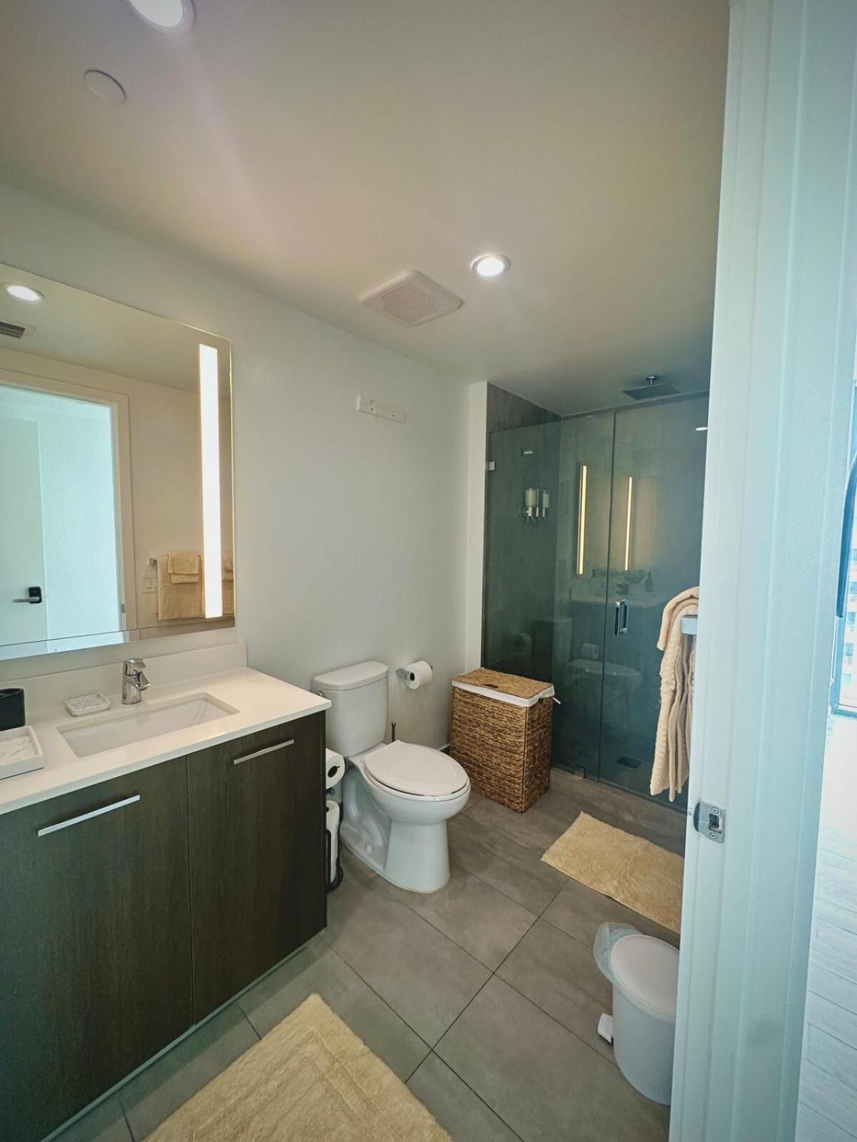 Miami-brickell Luxury 2br-2bath With Skyline Views - Walking Distance To Heat Arena & Bayside Apartamento